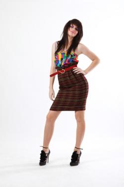High Waistie Slim Skirt (Maroon Check)